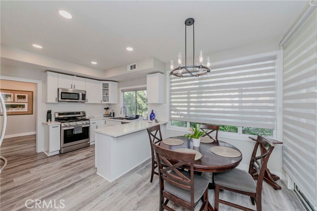 Detail Gallery Image 25 of 67 For 16396 High Bluff Ct, Riverside,  CA 92503 - 4 Beds | 3 Baths