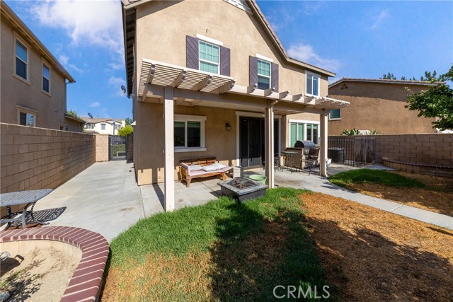 5534 Hartness Court, Fontana CA: https://media.crmls.org/medias/345132a8-0605-48f1-916c-22a6d7dcd882.jpg