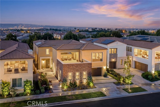 Detail Gallery Image 2 of 46 For 64 Bellatrix, Irvine,  CA 92618 - 5 Beds | 5/1 Baths