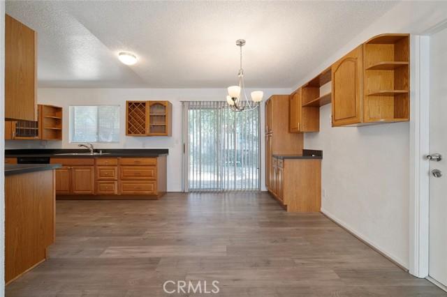 Detail Gallery Image 9 of 27 For 1911 N Summit, Pasadena,  CA 91103 - 3 Beds | 2 Baths