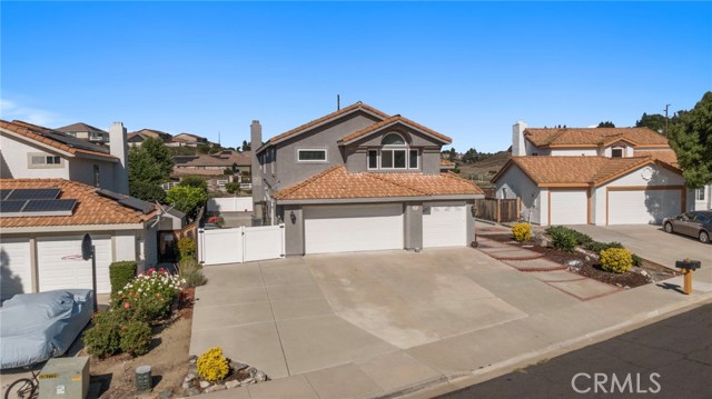 Detail Gallery Image 6 of 69 For 40236 Holden Cir, Temecula,  CA 92591 - 5 Beds | 3 Baths