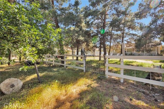 Detail Gallery Image 25 of 44 For 5635 Honeyhill Rd a & B,  Oak Hills,  CA 92344 - 3 Beds | 1 Baths