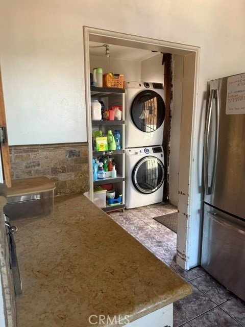 Detail Gallery Image 7 of 11 For 2171 Zoe Ave, Huntington Park,  CA 90255 - 5 Beds | 2 Baths