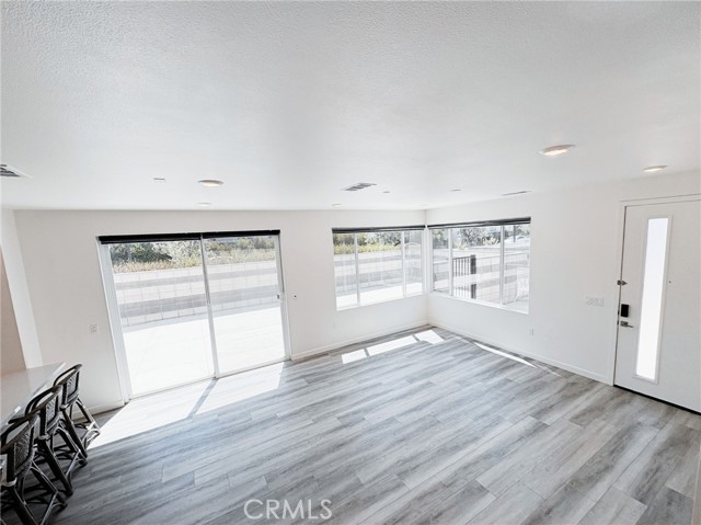 Detail Gallery Image 9 of 25 For 3661 S Allston Paseo #7,  Ontario,  CA 91761 - 3 Beds | 2/1 Baths