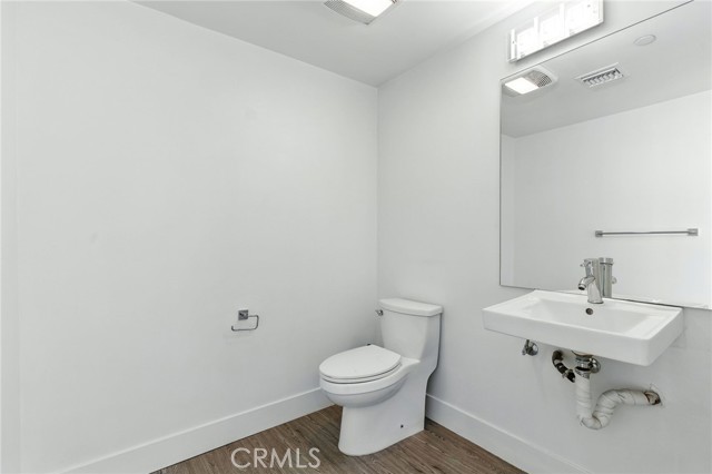 Detail Gallery Image 31 of 43 For 4461 Tujunga Ave #102,  Studio City,  CA 91602 - 3 Beds | 2/1 Baths