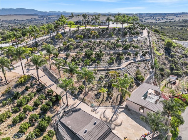 Detail Gallery Image 4 of 38 For 35751 Avenida La Cresta, Murrieta,  CA 92562 - 5 Beds | 6 Baths