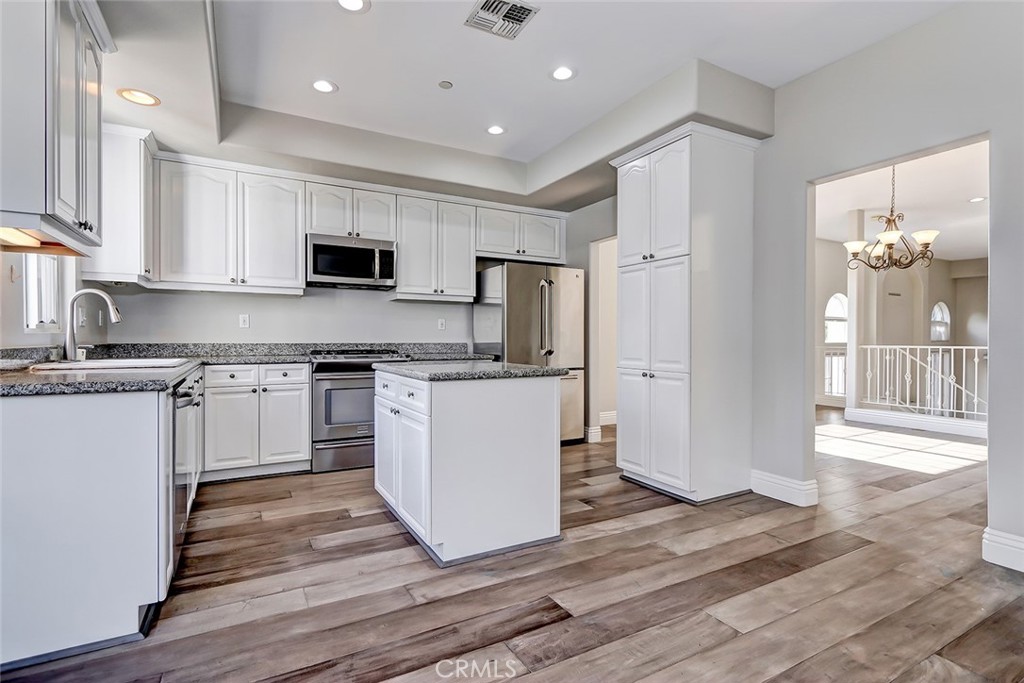 700 Meyer Lane 16