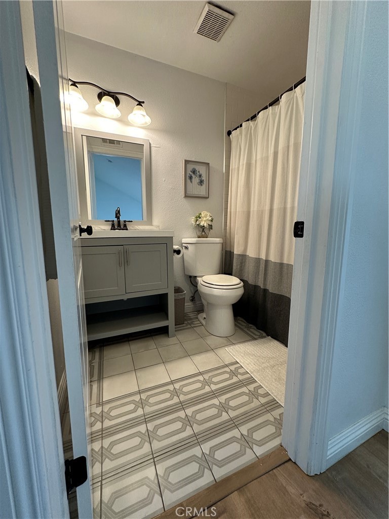https://media.crmls.org/medias/345c9759-6c69-4e5d-adca-ac37de0c9ea2.jpg?preset=X-Large