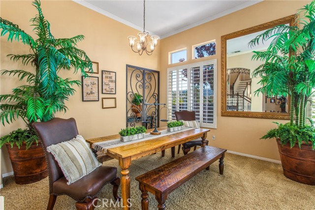 Detail Gallery Image 9 of 72 For 2109 Canyon View Ln, Redlands,  CA 92373 - 4 Beds | 4 Baths