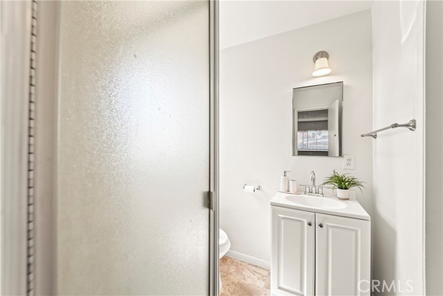 Detail Gallery Image 18 of 44 For 370 E La Verne Ave, Pomona,  CA 91767 - 5 Beds | 2 Baths