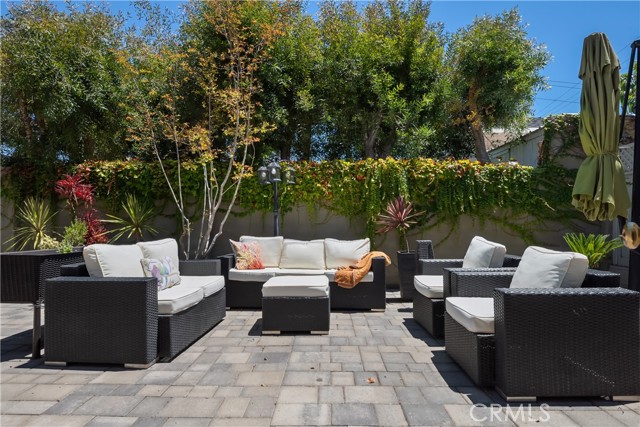 3504 Laurel Avenue, Manhattan Beach, California 90266, 3 Bedrooms Bedrooms, ,3 BathroomsBathrooms,Residential,Sold,Laurel,SB21071464