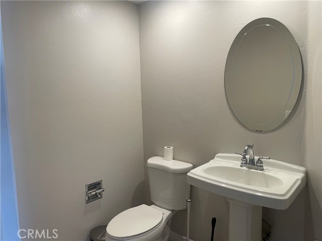 Detail Gallery Image 10 of 27 For 5419 E Estate Ridge Rd, Anaheim Hills,  CA 92807 - 3 Beds | 2/1 Baths
