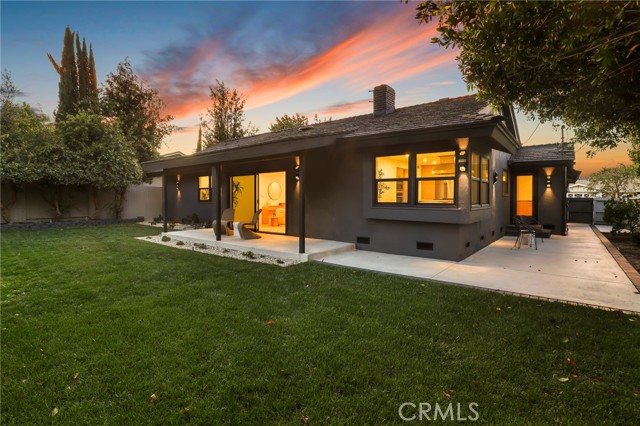 Detail Gallery Image 41 of 47 For 23856 Aetna, Woodland Hills,  CA 91367 - 4 Beds | 3 Baths