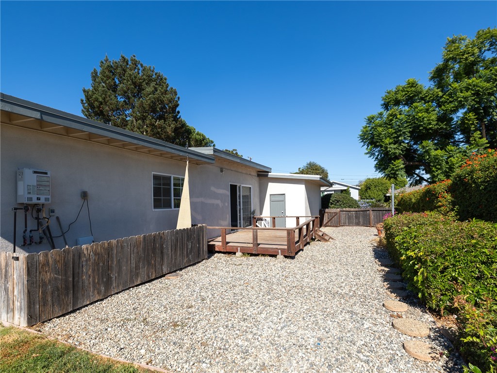 Detail Gallery Image 24 of 36 For 2010 W Macarthur St, Rancho Palos Verdes,  CA 90275 - 3 Beds | 3 Baths