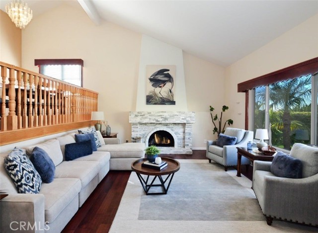 Detail Gallery Image 5 of 35 For 29422 Indian Valley Rd, Rolling Hills Estates,  CA 90275 - 4 Beds | 2/1 Baths