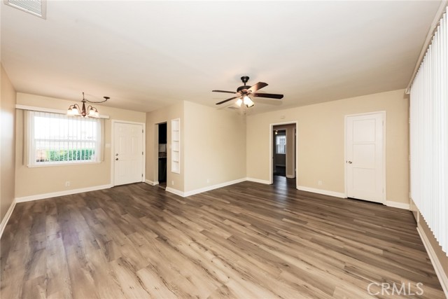 Detail Gallery Image 2 of 15 For 4765 Sunnyside, Riverside,  CA 92506 - 2 Beds | 1 Baths