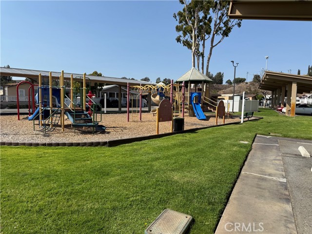 Detail Gallery Image 28 of 32 For 4901 Green River Rd #98,  Corona,  CA 92878 - 2 Beds | 2 Baths
