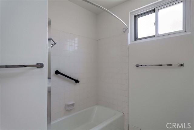 Detail Gallery Image 29 of 33 For 1549 Thompson Ave, Glendale,  CA 91201 - 4 Beds | 2 Baths