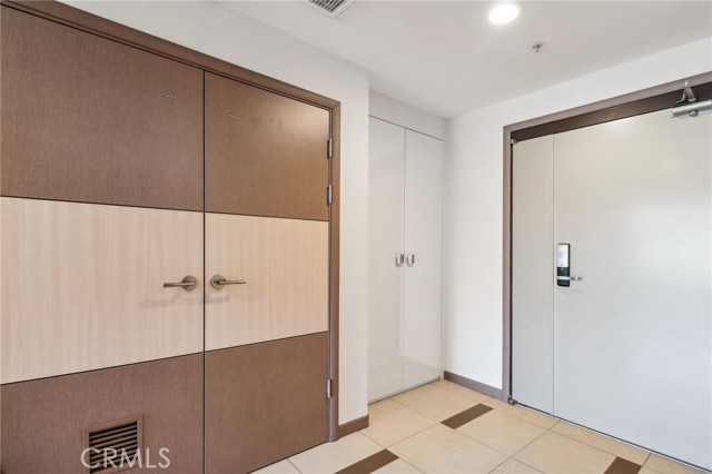 Detail Gallery Image 28 of 41 For 903 S New Hampshire Ave #303,  Los Angeles,  CA 90006 - 3 Beds | 2 Baths