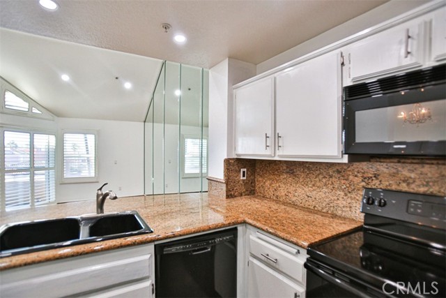 Detail Gallery Image 36 of 40 For 1200 Pacific Coast, Huntington Beach,  CA 92648 - 1 Beds | 1 Baths