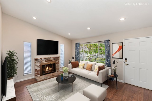 1249 Melville Drive, Riverside CA: https://media.crmls.org/medias/34632732-6202-4ae2-9e63-d8c61b1a86b9.jpg