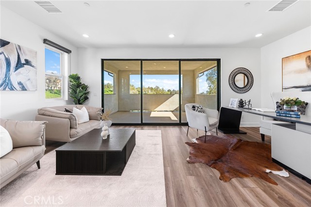 Detail Gallery Image 46 of 75 For 27 Alessio, Lake Forest,  CA 92630 - 5 Beds | 4/2 Baths