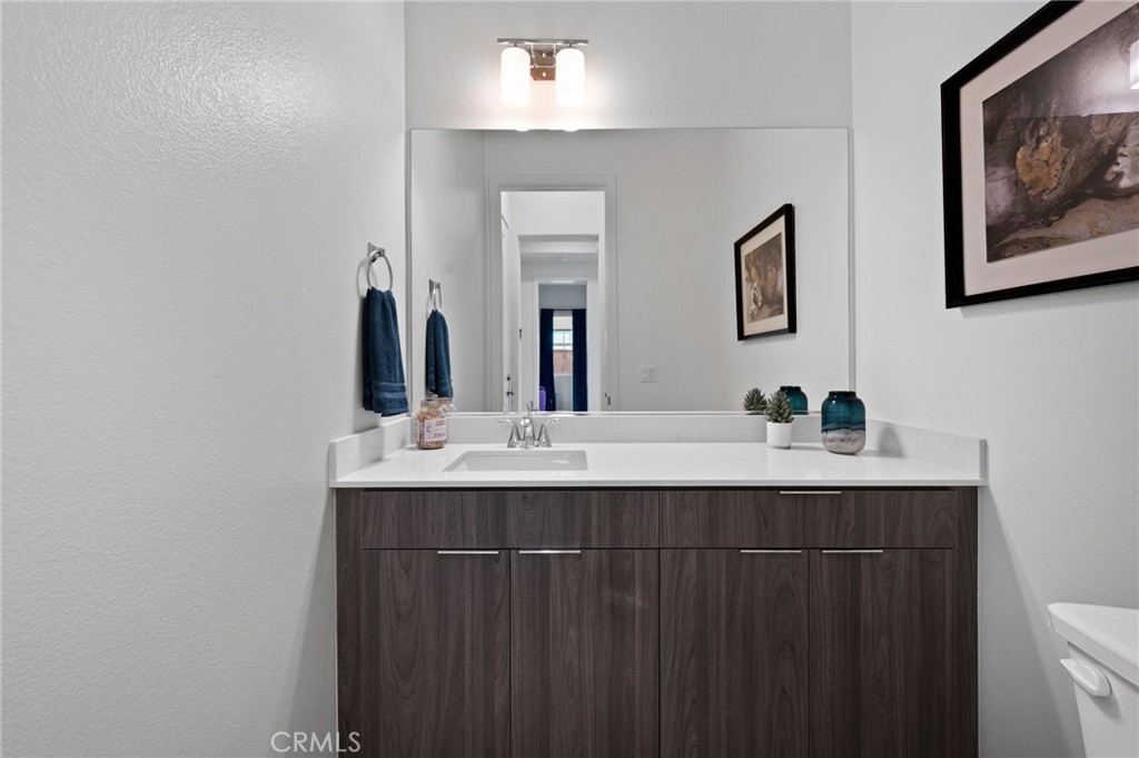 https://media.crmls.org/medias/3463d034-2624-40db-96c6-10007e5fbe22.jpg?preset=X-Large