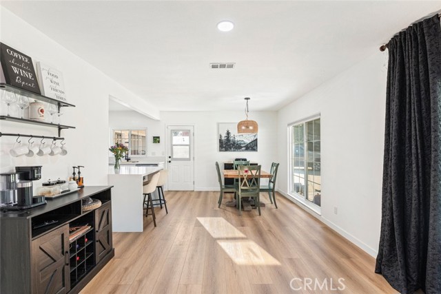 Detail Gallery Image 13 of 36 For 5651 Magnolia Ave, Rialto,  CA 92377 - 3 Beds | 2 Baths