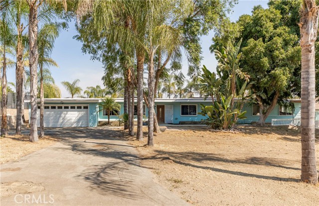 323 Markell Ln, Fallbrook, CA 92028