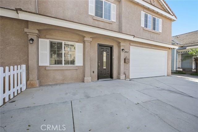 Detail Gallery Image 5 of 64 For 2057 Bush, Santa Ana,  CA 92706 - 4 Beds | 3 Baths