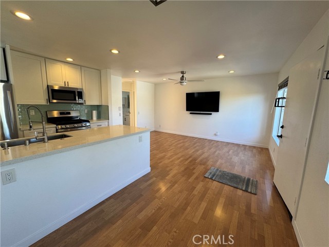 Detail Gallery Image 3 of 13 For 25050 Terrace Lantern, Dana Point,  CA 92629 - 1 Beds | 1 Baths