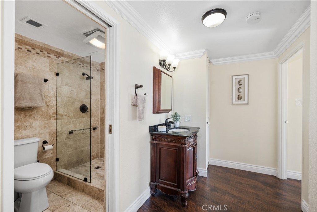 MLS #OC25246046 image #25