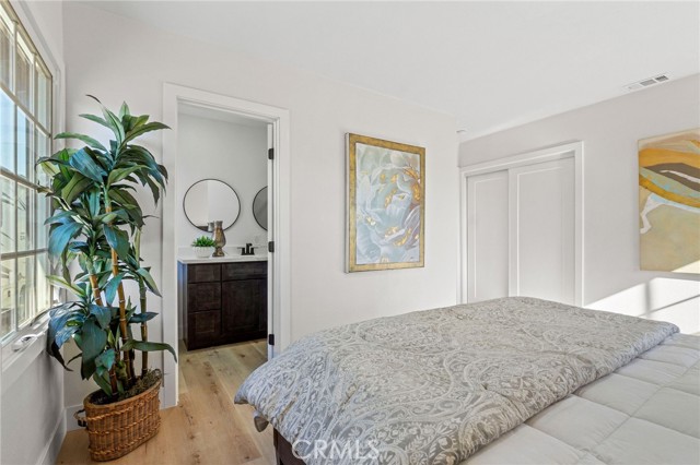 Detail Gallery Image 16 of 30 For 2302 W 115th, Hawthorne,  CA 90250 - 4 Beds | 2 Baths