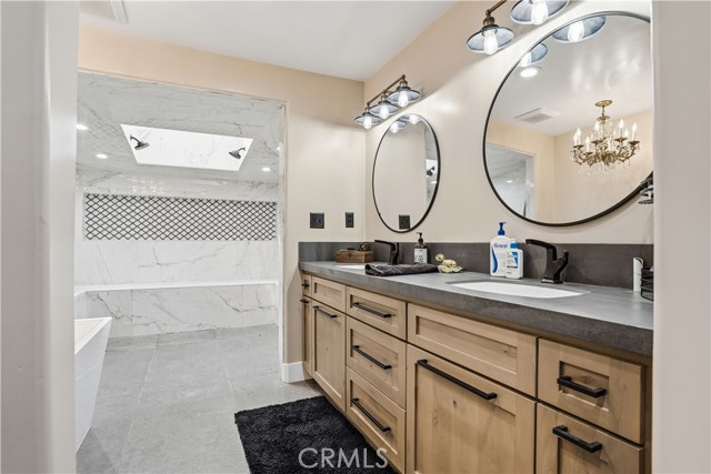 Detail Gallery Image 32 of 69 For 30861 Blackhorse Dr, Canyon Lake,  CA 92587 - 4 Beds | 2/1 Baths