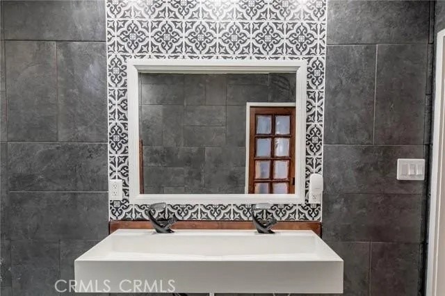 Detail Gallery Image 26 of 51 For 1818 W 81st, Los Angeles,  CA 90047 - 4 Beds | 2 Baths