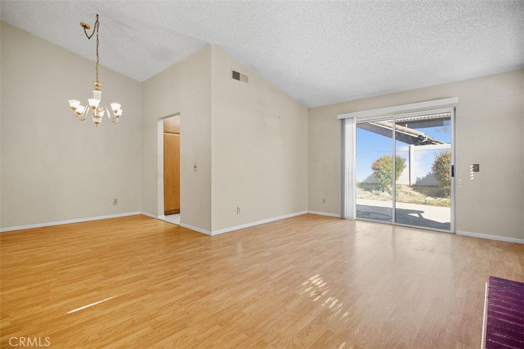 MLS #CV25228519 image #5