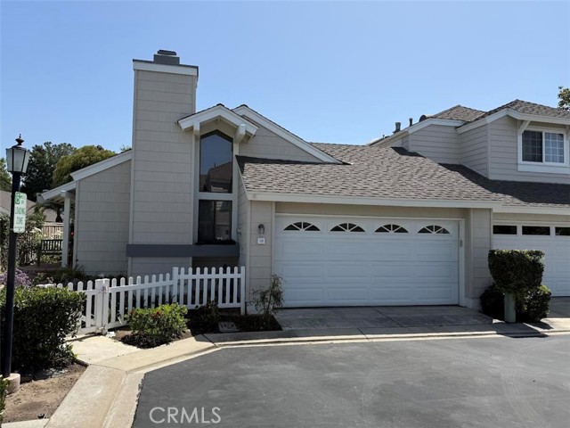 Front Image Thumbnail for CROC26083596