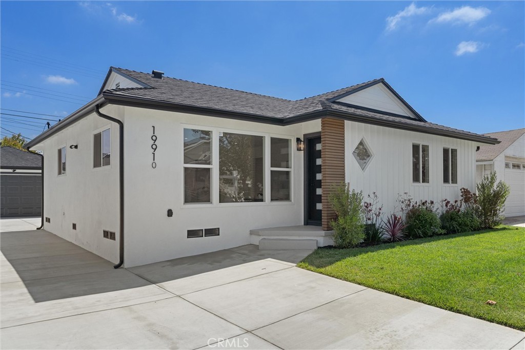 19910 Bernist Avenue