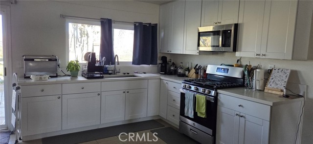 Detail Gallery Image 6 of 6 For 7363 Sage, Yucca Valley,  CA 92284 - 3 Beds | 2 Baths