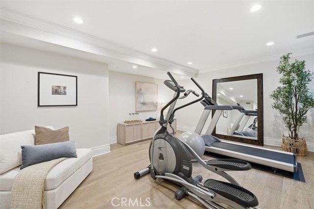 1000 Highview Ave, Manhattan Beach, California 90266, 5 Bedrooms Bedrooms, ,4 BathroomsBathrooms,Residential,For Sale,Highview Ave,SB25254287