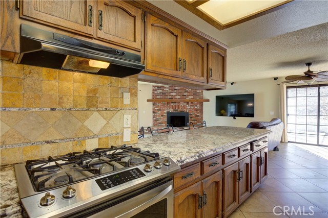 Detail Gallery Image 13 of 39 For 320 Casa Real Place, Nipomo,  CA 93444 - 5 Beds | 3/1 Baths