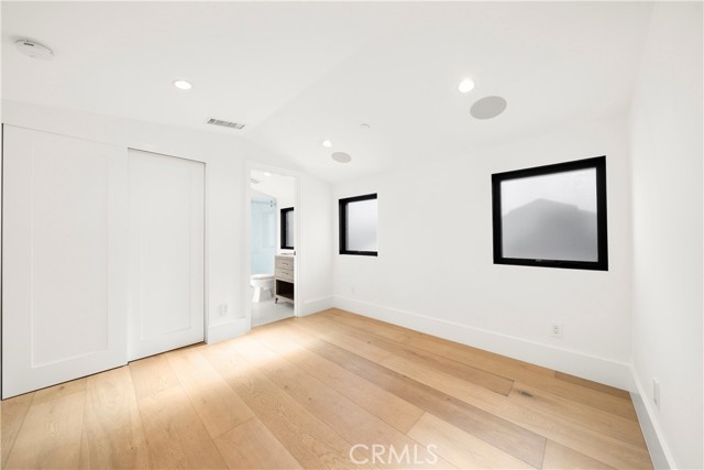 Detail Gallery Image 14 of 20 For 616 Acacia, Corona Del Mar,  CA 92625 - 3 Beds | 3/1 Baths