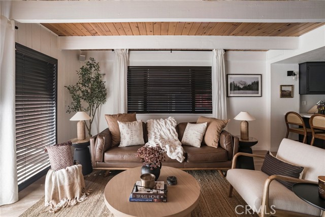 Detail Gallery Image 10 of 35 For 745 Irving Way, Big Bear City,  CA 92314 - 3 Beds | 2 Baths