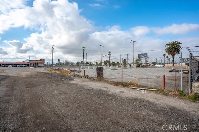 Detail Gallery Image 16 of 27 For 26468 Baseline St, Highland,  CA 92346 - – Beds | – Baths