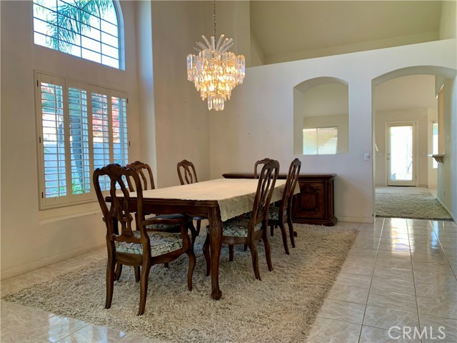 Detail Gallery Image 8 of 39 For 1418 Las Colinas, Banning,  CA 92220 - 3 Beds | 2/1 Baths