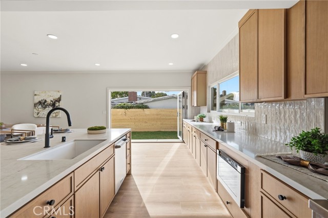 Detail Gallery Image 31 of 48 For 3675 Palo Verde, Long Beach,  CA 90808 - 5 Beds | 3 Baths