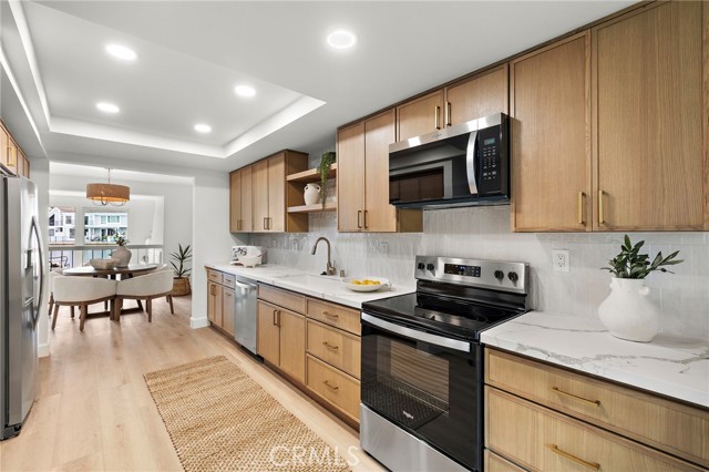 Detail Gallery Image 4 of 40 For 16103 Saint Croix, Huntington Beach,  CA 92649 - 3 Beds | 2/1 Baths