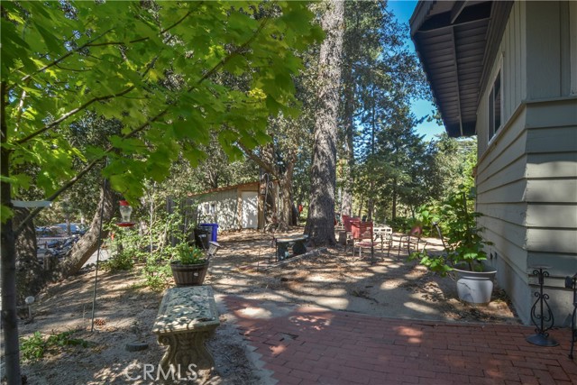 Detail Gallery Image 22 of 27 For 1121 Chateau Dr, Crestline,  CA 92325 - 2 Beds | 2 Baths
