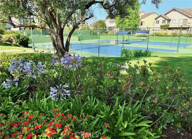 6225 Napoli Court, Long Beach CA: https://media.crmls.org/medias/3472a994-564c-4ed2-9e81-00a037fd940a.jpg