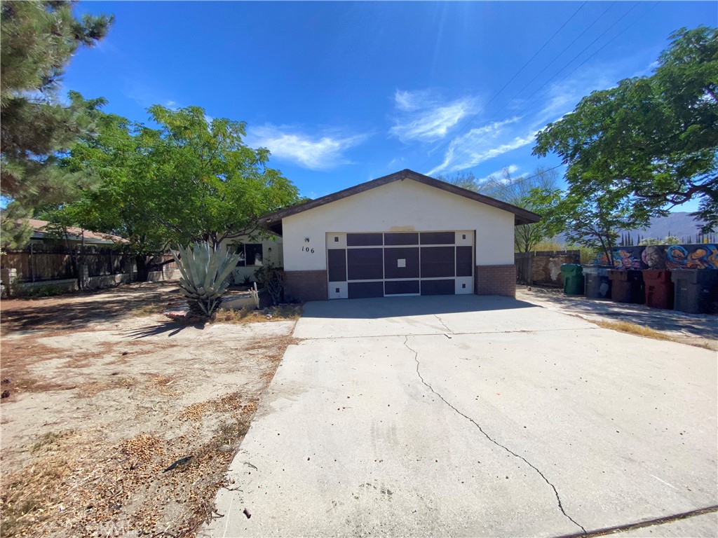 106 N Woodland Avenue